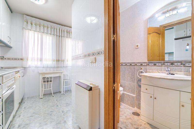 Foto b393775b-66f0-42d4-8d95-12eb660b5da1. Piso en Lucero Madrid