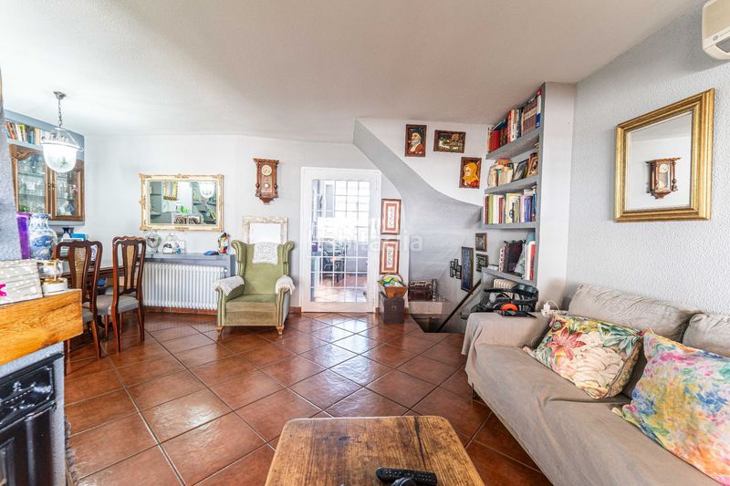 Foto cde4d827-bcf8-4444-adf4-0b02754d6e45. Casa con riscaldamento in Perales del Río Getafe