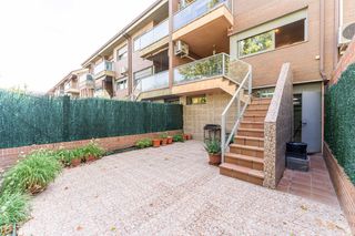 Casa a schiera in Las Lomas. Chalet en venta en seseña nuevo