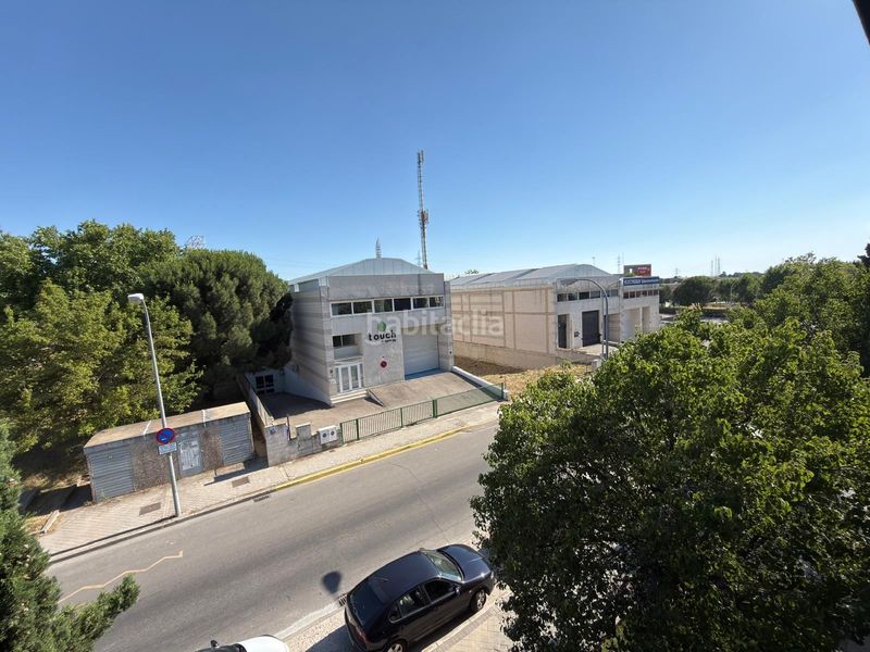 Foto cb128556-b1c5-48a3-b2c2-839e2dd81556. Oficina  en venta en Centro Villaviciosa de Odón