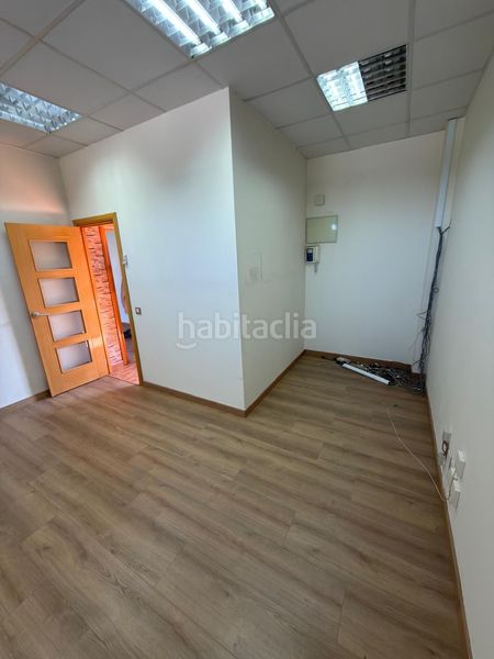 Foto e38342ce-1209-4bf6-bac2-97d0cfc3757e. Oficina  en venta en Centro Villaviciosa de Odón