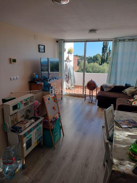 Foto b85751de-e9c1-41cb-8ef8-09ee9393ccc1. Casa amb aparcament a Urbanitzacions de Llevant Tarragona