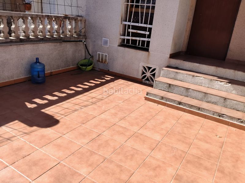 Foto d7cd8afe-6c90-4784-a759-9055aa5eb436. Casa adossada a cami d'el vendrell 30 a Roda de Barà