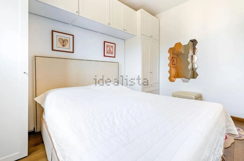 Foto 235f5747-25f7-4a15-b7e4-d581092e21b4. Casa aparellada amb xemeneia calefacció aparcament piscina a Cambrils