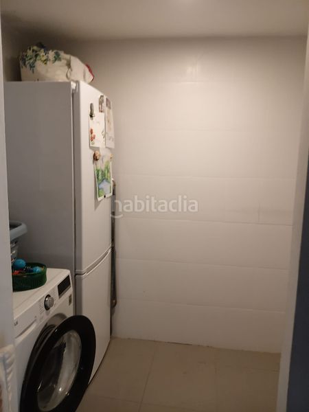 Foto da5274a4-0b6e-4fbd-81bd-fcf83a6a19c9. Casa aparellada amb xemeneia calefacció aparcament piscina a Cambrils