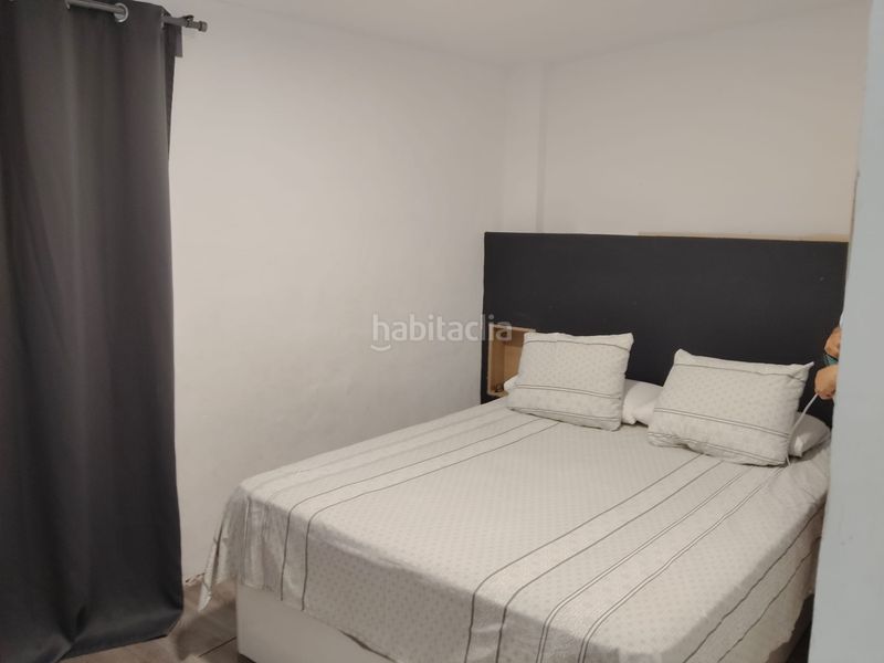 Foto f24d5be0-708a-4648-9829-77757c1b5e0f. Casa aparellada a Llevant Reus