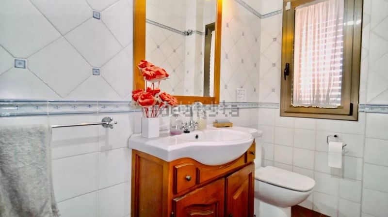 Foto a5b3f704-8995-4cc3-a891-9941895ff827. Masia amb xemeneia calefacció aparcament piscina a Almoster