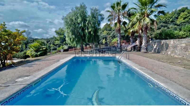 Foto b723de1b-29c1-47e4-a94a-17d7fe7c794f. Masia amb xemeneia calefacció aparcament piscina a Almoster