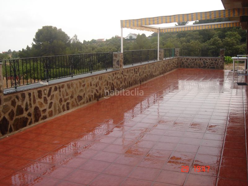 Foto ca083632-b7c2-4990-a4d9-99ec305b08fa. Masia amb xemeneia calefacció aparcament piscina a Almoster