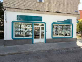 Rent Business premise in Aluche. Traspaso de oficina inmobiliariagestoría