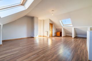 Semi detached house  Utopia