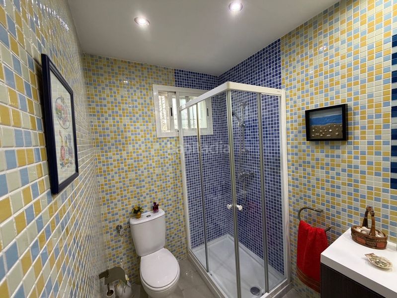 Foto 0b91b2fd-8426-4edf-963d-712bd1cbaacf. Casa adossada amb calefacció a El Arroyo-La Fuente Fuenlabrada