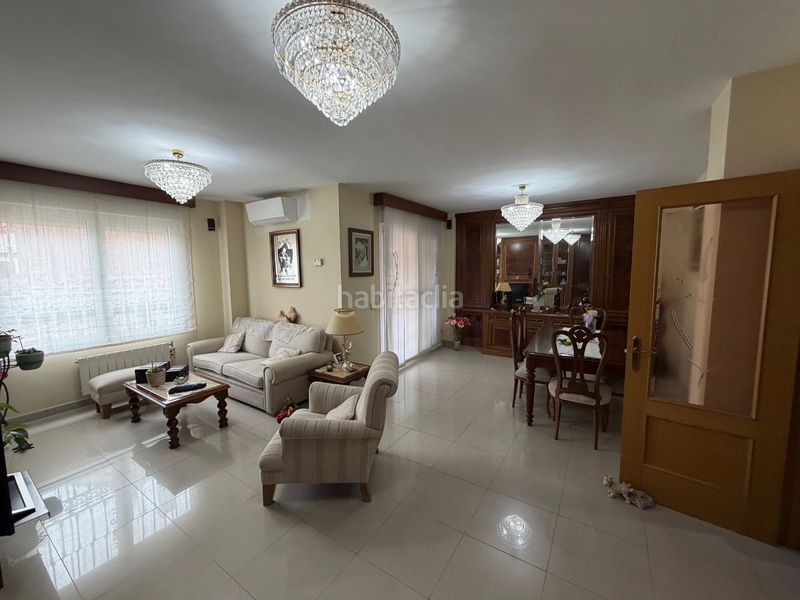 Foto a21ea8ce-9e8c-4a92-af3a-9e94d06cf8c9. Casa adossada amb calefacció a El Arroyo-La Fuente Fuenlabrada