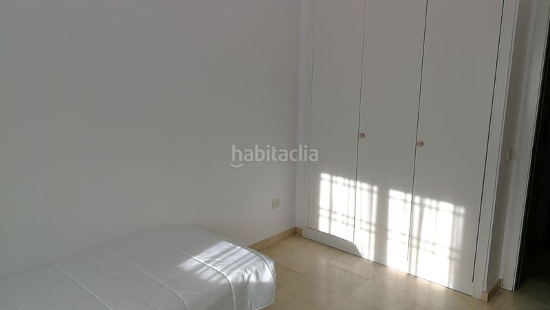 Foto 3c61e5e1-00c6-4e46-8193-ae5e0a905ee2. Casa adossada amb calefacció piscina a Loranca Fuenlabrada