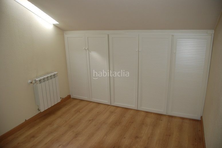 Foto 4299a745-13be-4355-88c0-754b208f34f2. Casa adossada amb calefacció piscina a Loranca Fuenlabrada