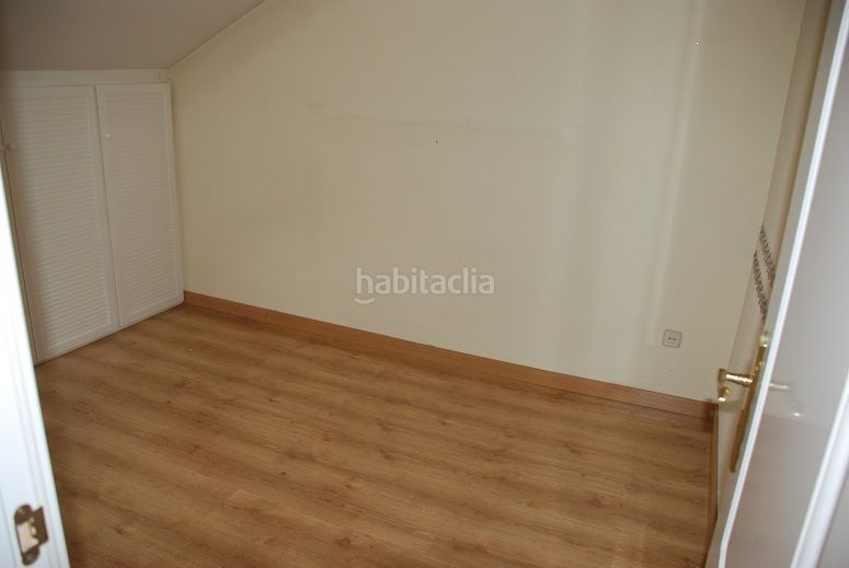 Foto 89b29a3e-4995-49b0-8162-6314103d99af. Casa adossada amb calefacció piscina a Loranca Fuenlabrada