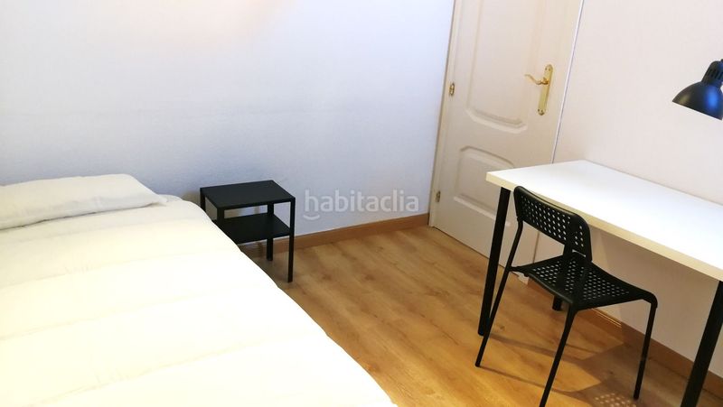 Foto c8e0b1e6-6301-4e37-b51a-2942d1fed2ec. Casa adossada amb calefacció piscina a Loranca Fuenlabrada