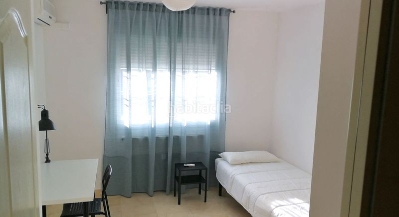 Foto eb8f388a-6389-4fdd-9ceb-6515e1b8c1e7. Casa adossada amb calefacció piscina a Loranca Fuenlabrada