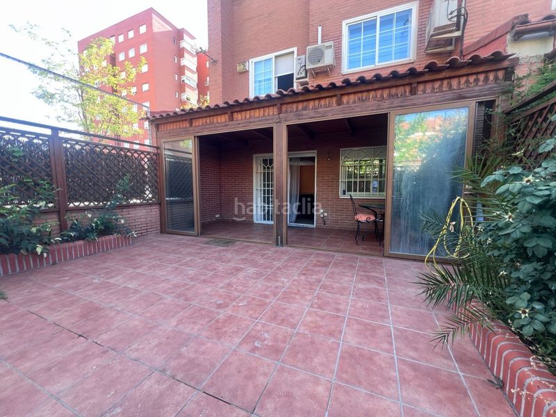 Foto b20eb936-21ca-4ac3-95ae-990edd50d10f. Casa adossada amb calefacció piscina a Loranca Fuenlabrada