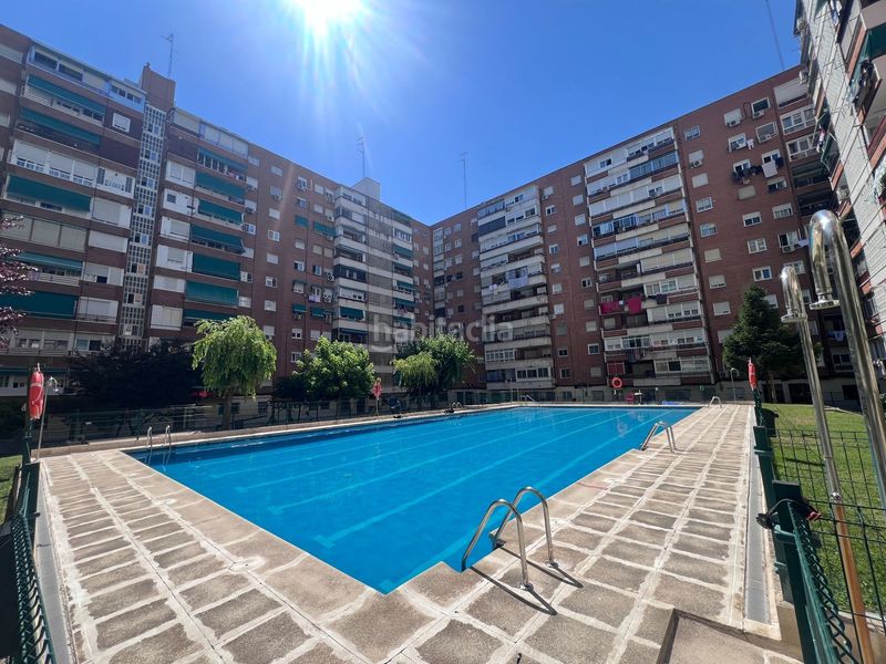 Foto b91ac3cb-baf3-4d46-b8e7-d8781d9bd05b. Pis amb calefacció piscina a Zona Renfe Alcorcón
