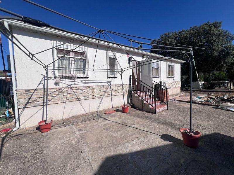 Foto 30dfe7e1-0442-44f2-9189-f24a412732dd. Casa amb calefacció piscina a Hormigos