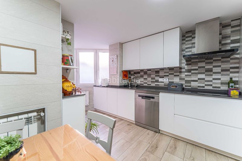 Foto b3bb76bd-01d5-4f26-88ce-ed85b984c0d2. Appartamento con riscaldamento piscina in La Serna Fuenlabrada