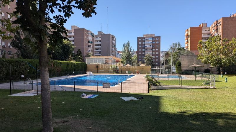 Foto bf8f916b-df04-4057-a709-a9519342b663. Appartamento con riscaldamento piscina in La Serna Fuenlabrada