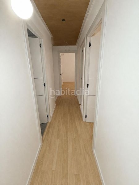 Foto f0ba2d00-f1f9-4678-9207-669d74c09c48. Pis a Trinitat Vella Barcelona