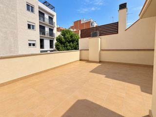 Pis  Alexandre de torrelles. Un oasis en barcelona, diseño y terraza de 45m2