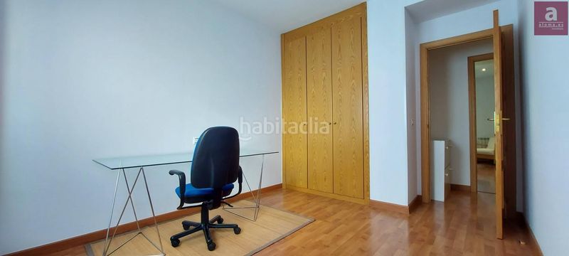Foto 337a067f-ee9a-46db-9404-8e95718630ad. Location attique avec chauffage parking dans Centro Cáceres