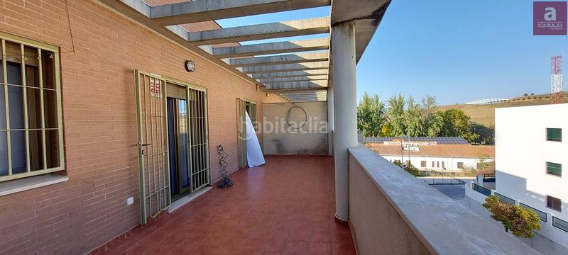 Foto a4992f26-bbf5-4d7c-97c7-03f5887bd7a8. Location attique avec chauffage parking dans Centro Cáceres