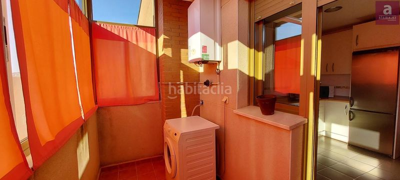Foto 7e77400d-0d58-45bd-b5f0-a22d14d91465. Rent penthouse with heating parking in Centro Cáceres