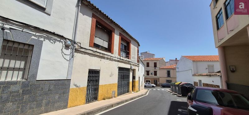 Foto 49de1cdf-a4e1-4678-8b00-562b9bb8bc87. Casa amb aparcament a Casco Antiguo Cáceres
