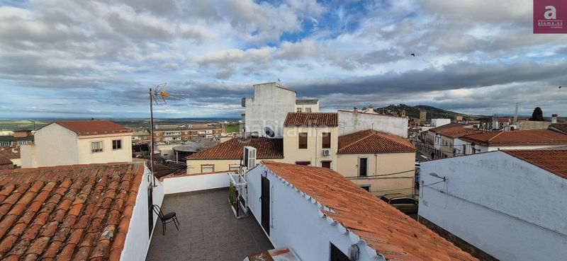 Foto 8c897757-72e6-4a05-af97-7b12e6100a32. Casa amb aparcament a Casco Antiguo Cáceres