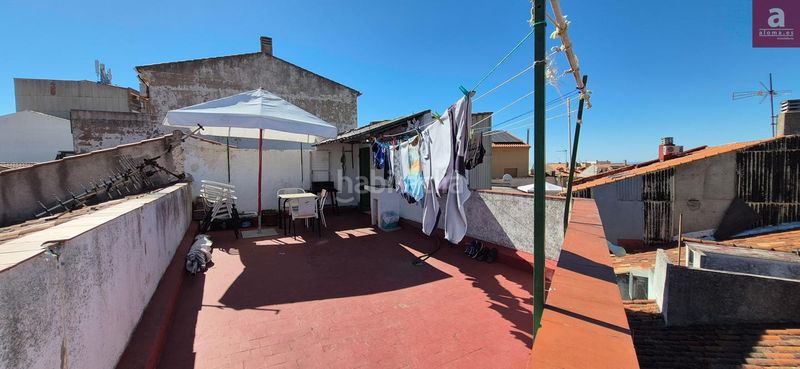 Foto ea4e50c8-c3c0-4b5f-80ab-0af966419709. Casa amb aparcament a Casco Antiguo Cáceres