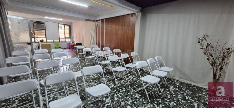 Foto bdb9fa95-81e5-4eb1-b5f1-d0c39a777c59. Local comercial a Centro Cáceres