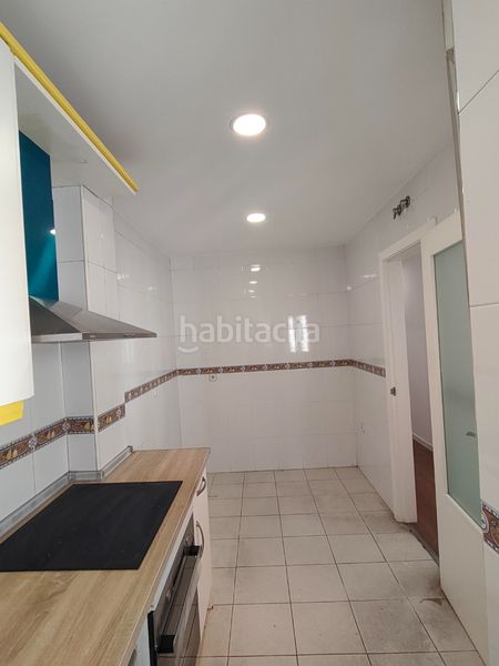 Foto f38ca86e-1d2b-4a4b-b7ab-554aa7a43748. Rent flat with heating in San Isidro Getafe