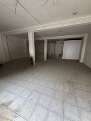 Lloguer Local Comercial  Carrer del parc de natzaret. Bajo comercial en alquiler en nazert