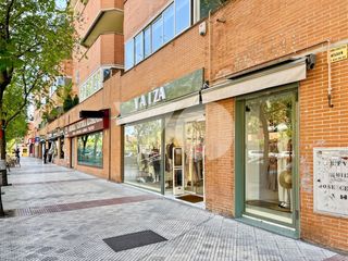 Local Comercial en De camilo josé cela 14. Local en venta en alcobendas norte