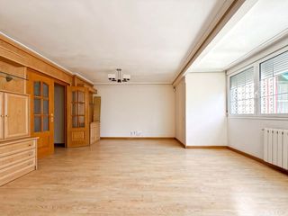 Pis  De la independencia. Piso en venta en avenida de la independencia, san sebastián de l