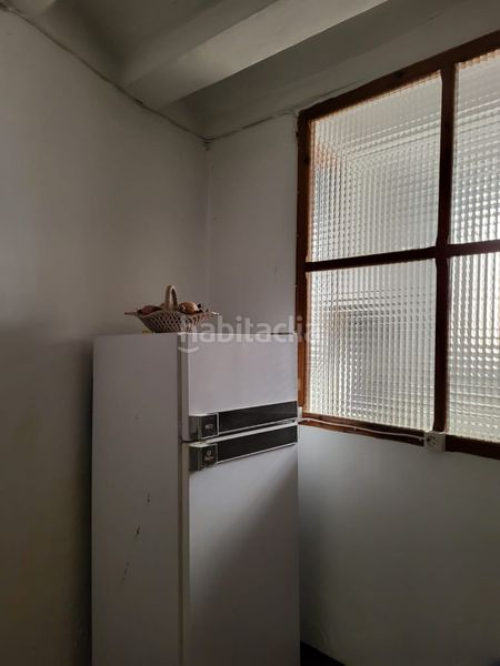 Foto fcc3d80b-d33a-4d88-8e79-b7dc28ba68bb. Casa adossada a Bocairent