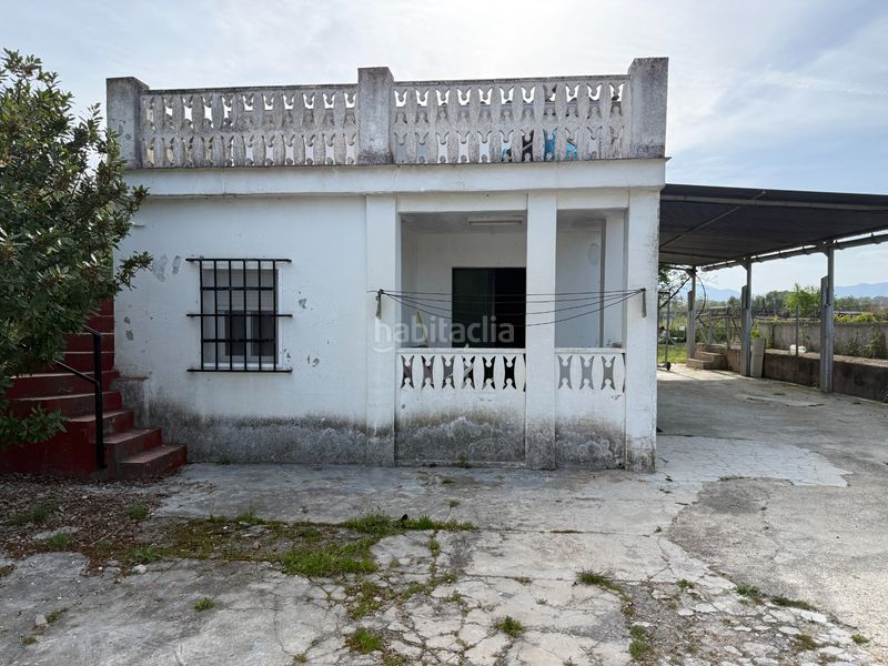 Foto a764e86c-313d-4b4b-b708-20159eaa26c1. Masia amb xemeneia aparcament piscina a Albaida