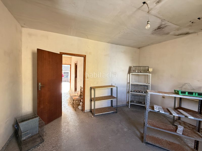 Foto 5ca7b567-873f-4d5e-b2ae-1a2ffeffd113. Casa adossada amb xemeneia a Xeresa