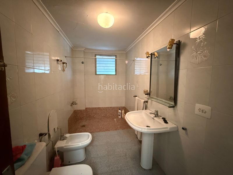 Foto a3986b95-5e92-451f-93e8-131e927b7c3d. Casa adossada amb xemeneia aparcament a Pobla del Duc (la)