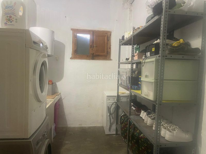 Foto 35bf0355-1ae2-480f-bc62-d28a3507b122. Pis amb xemeneia a Atzeneta d´Albaida