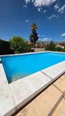 Chalet in Santa Ana. Chalet en ontinyent con piscina y en una planta