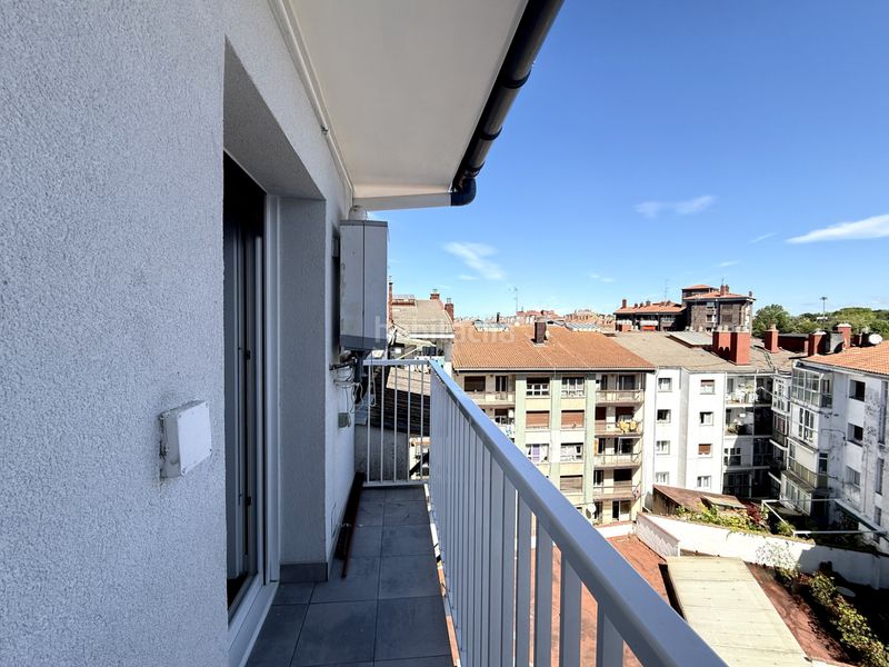 Foto 5524118c-830a-44c7-8398-62da679e4302. Flat with heating in Pinar - Anaka - Belaskoenea Irun