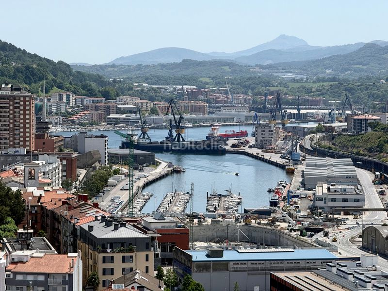 Foto f4155a80-2062-446f-b6de-f141181fd4f4. Pis amb calefacció a Bidebieta Donostia - San Sebastián