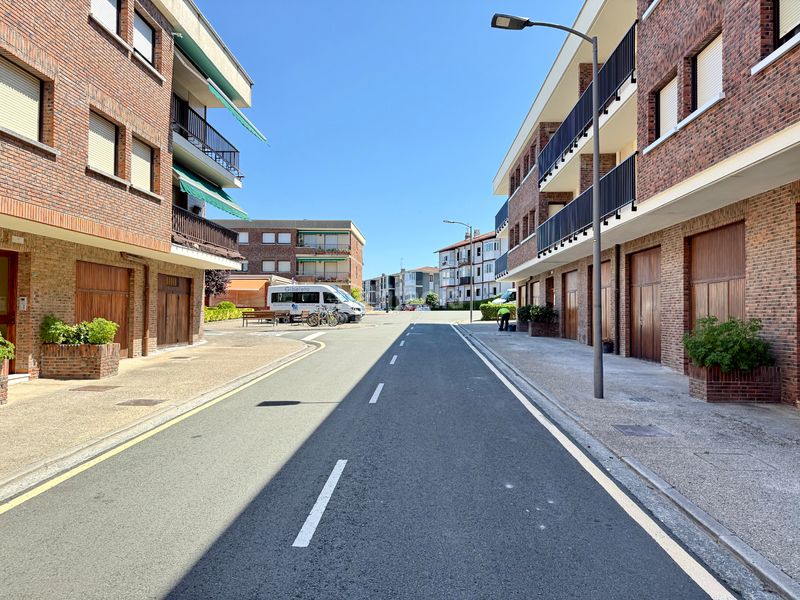 Foto c45847f1-17f1-49df-a1a2-98554670c370. Pis amb calefacció aparcament a Hondarribia