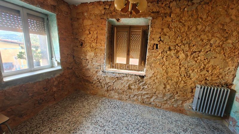 Foto 07b87c95-b35b-453f-a410-6094e53364dc. Casa amb calefacció aparcament a Lada Langreo